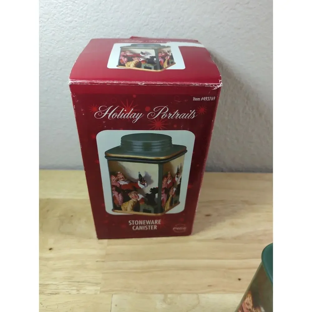 Coca Cola Holiday Portraits Santa Green‎ Stoneware Canister Sakura 2002 NEW